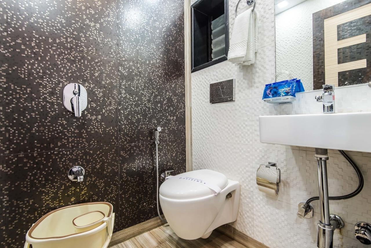 Hotel Modern Mumbai  Buitenkant foto